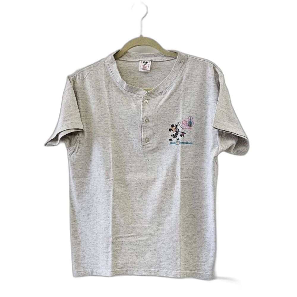 Collectible Disney 20 Anniversary Logo Gray Henley Tee Size M 100% Cotton (1991)